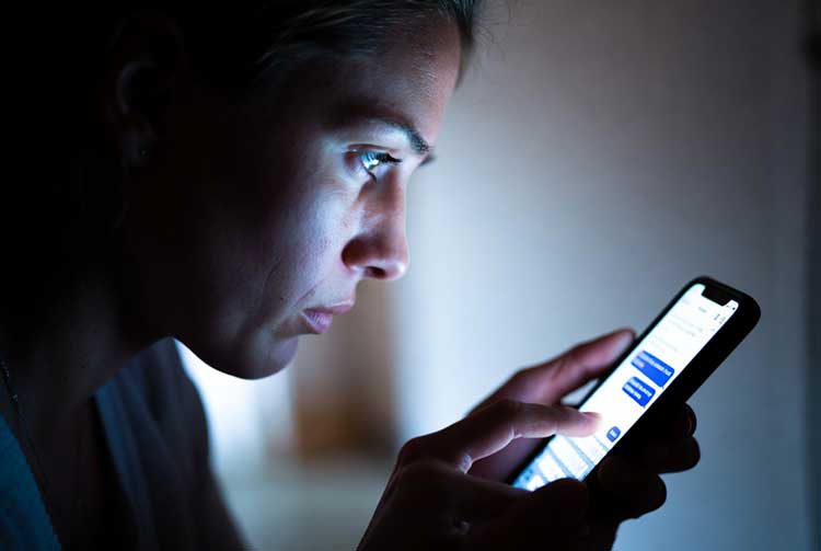 هفت عواقب ارتباط با نامحرم